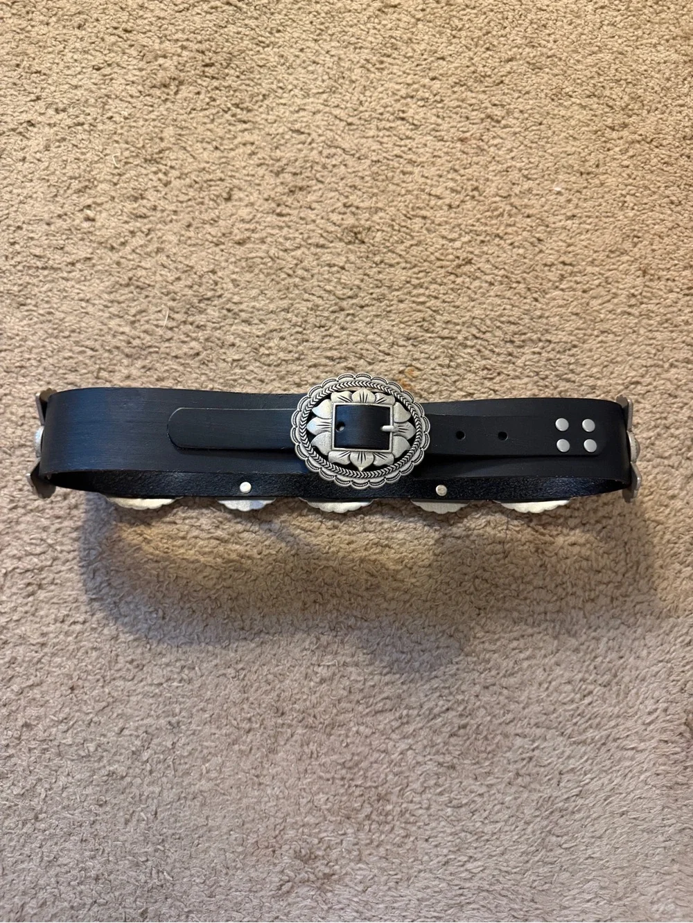 NEW Wonderwest Black and Silver Western Concho Leather Belt Size Medium